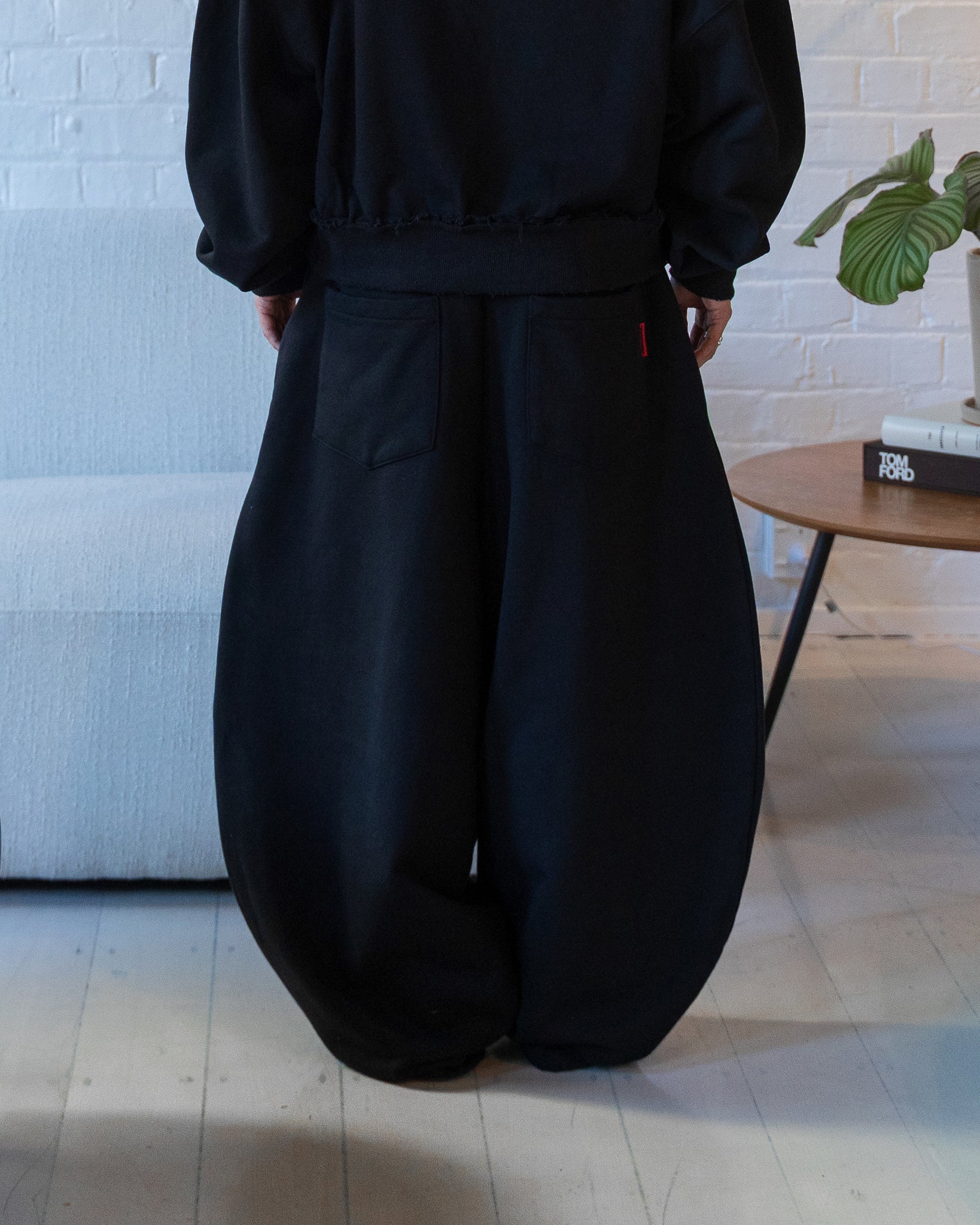 UNIFORM Sweats (Black)